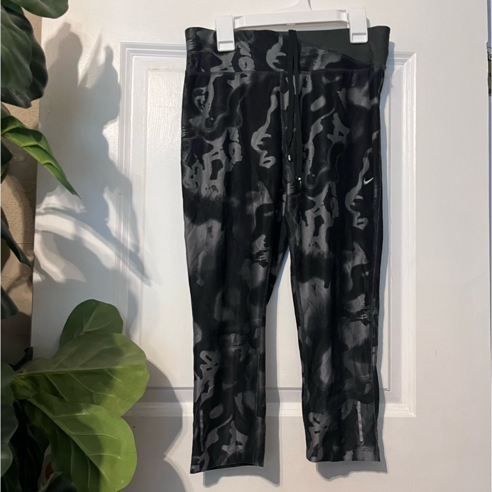 Nike Dri-Fit Capri Leggings